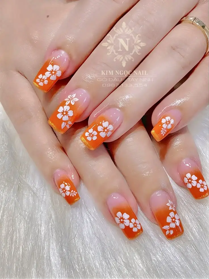 Mẫu nail vẽ hoa đơn giản - Nghệ thuật làm đẹp từ thiên nhiên 11