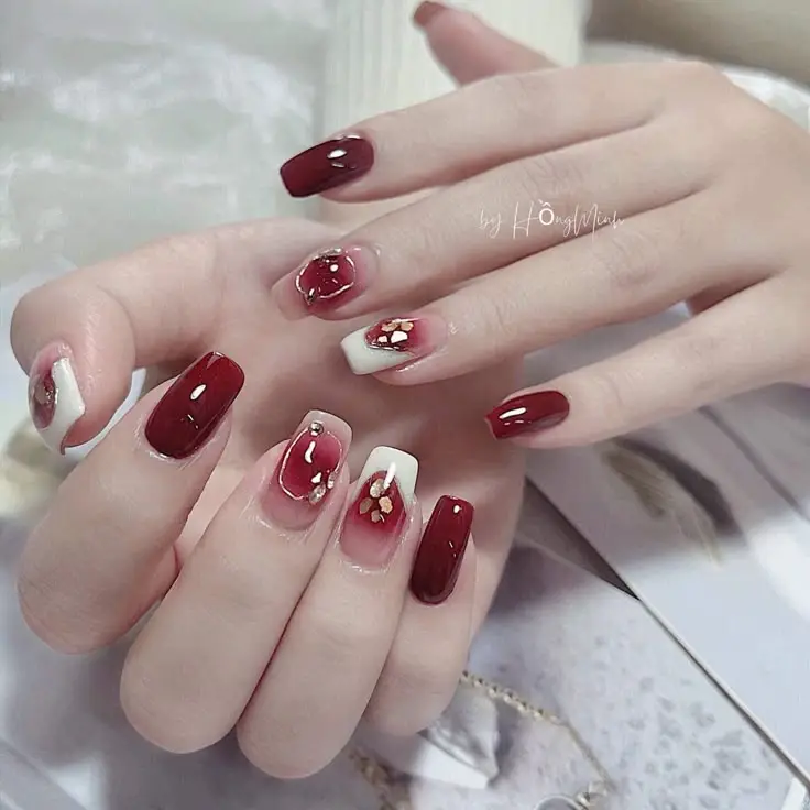 Mẫu nail vẽ hoa đơn giản - Nghệ thuật làm đẹp từ thiên nhiên 17