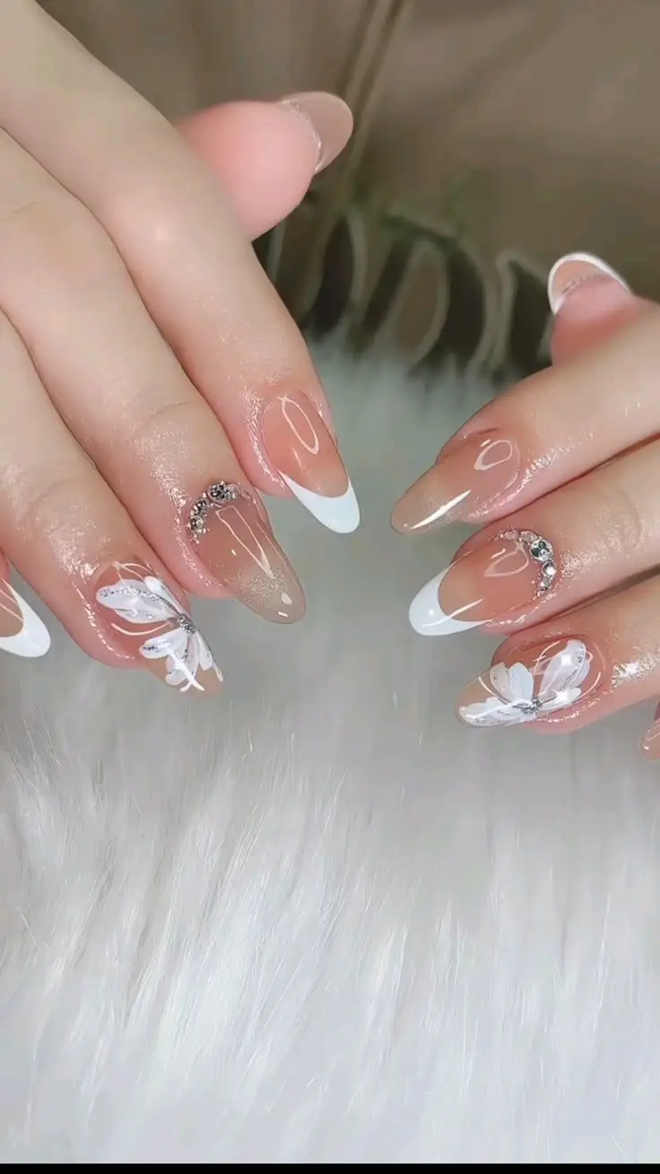 Mẫu nail vẽ hoa đơn giản - Nghệ thuật làm đẹp từ thiên nhiên 20