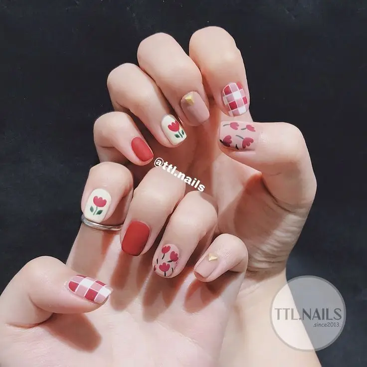 Mẫu nail vẽ hoa đơn giản - Nghệ thuật làm đẹp từ thiên nhiên 49