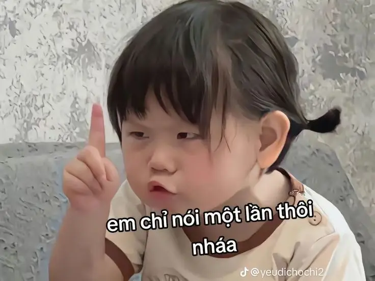 Meme Em Bé Giơ Tay: Những Hình Ảnh Ngộ Nghỉnh Đầy Vui Vẻ 34