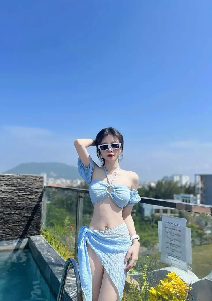 Ảnh Gái Xinh Mặc Bikini Đẹp Nhất Năm 25