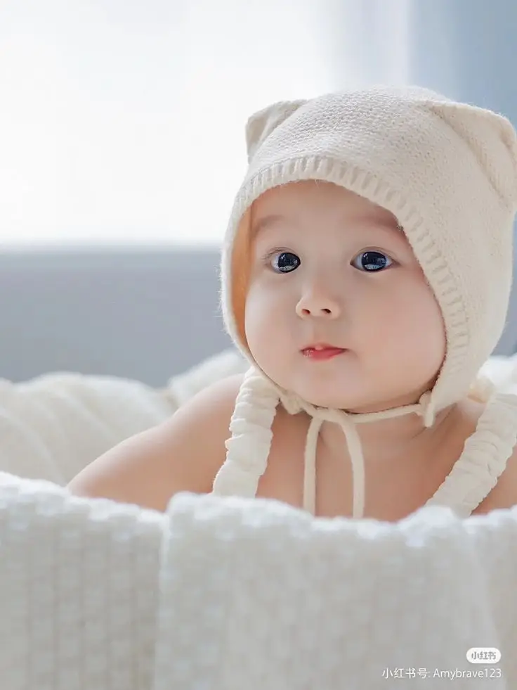 Baby Hình Ảnh Em Bé Gái Dễ Thương Không Thể Bỏ Lỡ 1