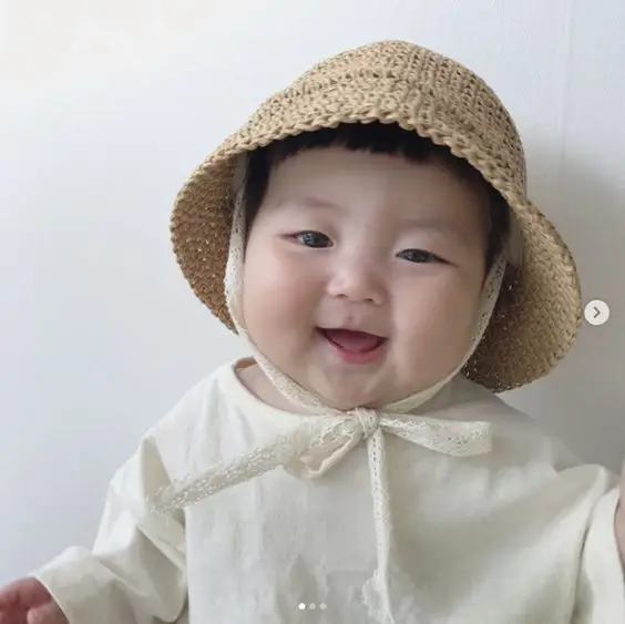 Baby Hình Ảnh Em Bé Gái Dễ Thương Không Thể Bỏ Lỡ 11