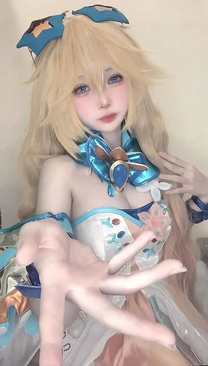 Gái xinh cosplay Liên Quân: Đắm chìm trong thế giới game 3