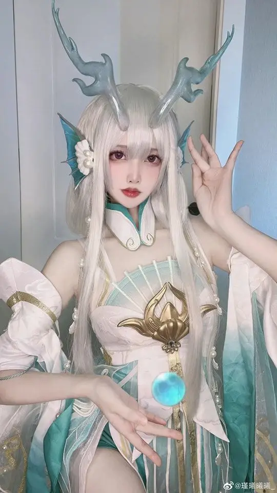 Gái xinh cosplay Liên Quân: Đắm chìm trong thế giới game 31