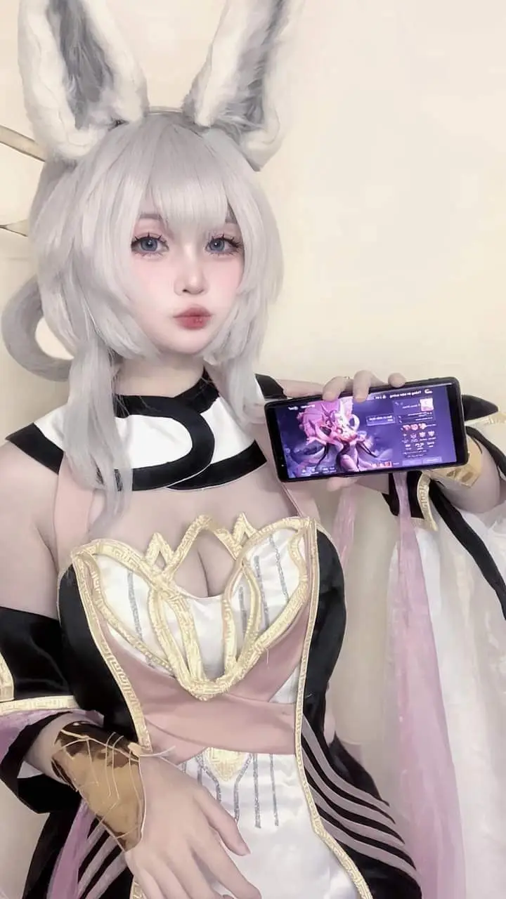 Gái xinh cosplay Liên Quân: Đắm chìm trong thế giới game 34