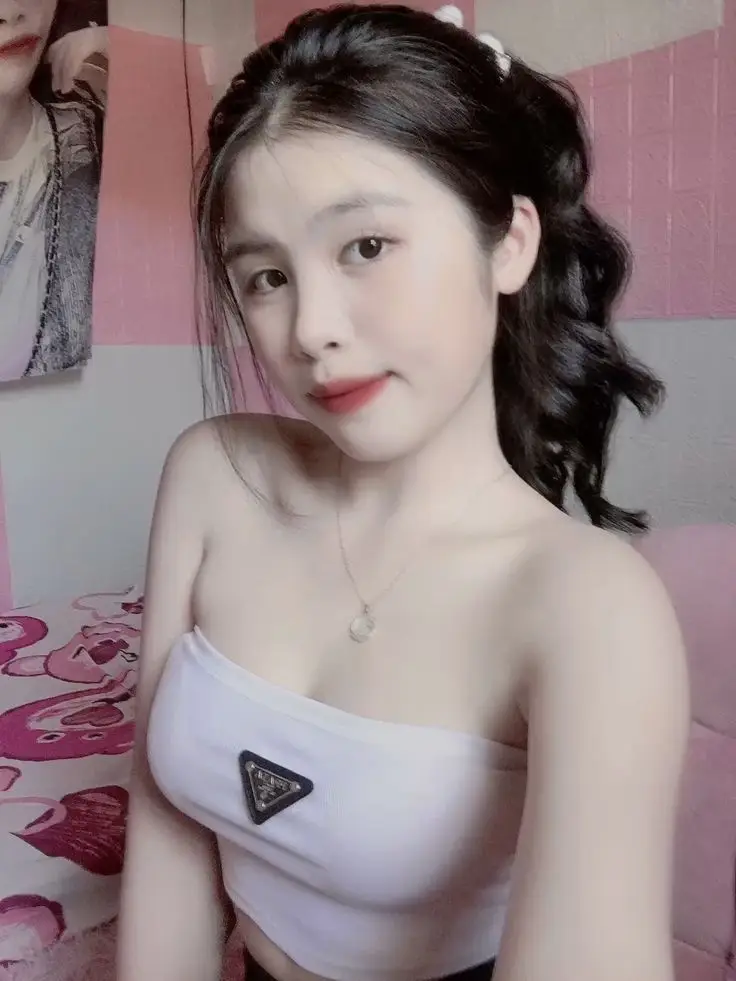 Hình ảnh đẹp cute con gái cho tình yêu màu hồng 54