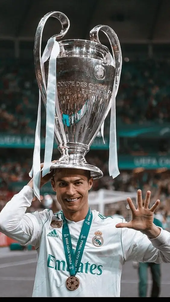 Hình nền ảnh Ronaldo đẹp 3D cho điện thoại 8