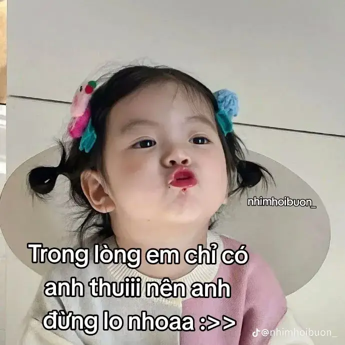 Tặng Em Bông Hoa Meme: Bộ Ảnh Độc Đáo Và Dễ Thương 27